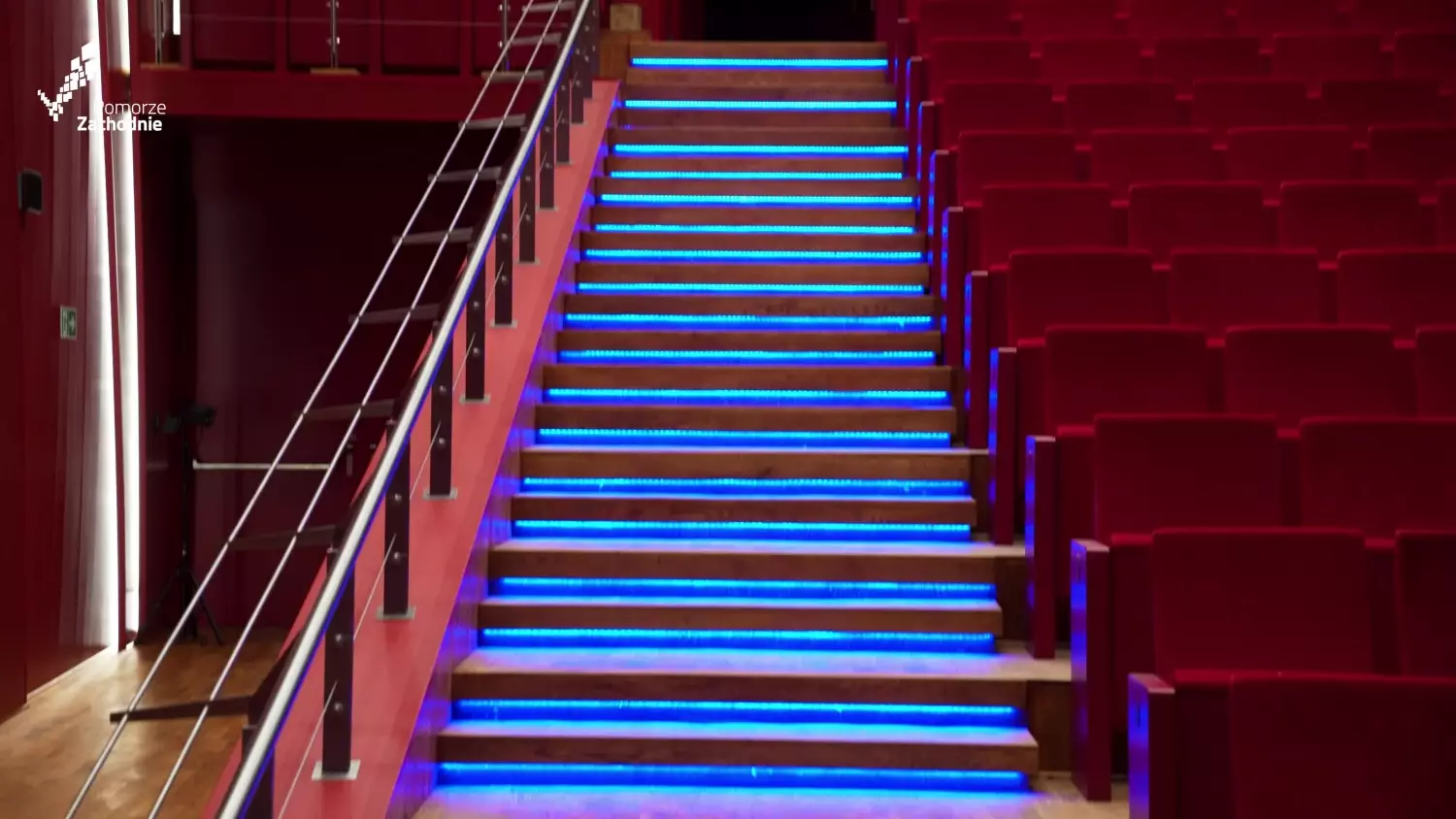 wzp-marszalek-zwiedzanie-teatru-polskiego-v2-4k-16x9-25fps.mp4