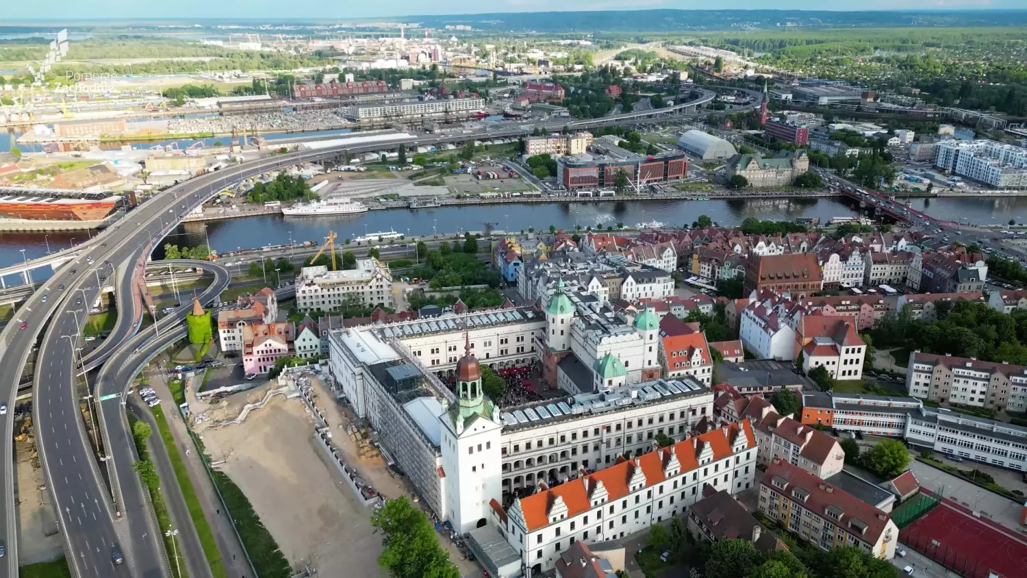 festiwal-wina-zamek-2024-4k-16x9-25fps.mp4